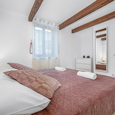 Villa Vrsar Bagian luar foto
